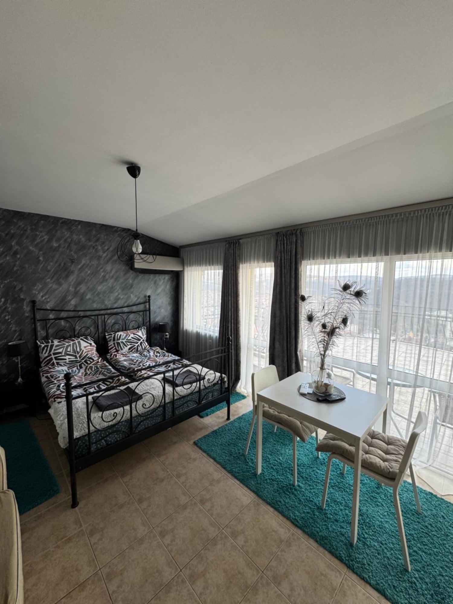 TOP SKY VIEW - Studio Panorama Veliko Tărnovo Esterno foto